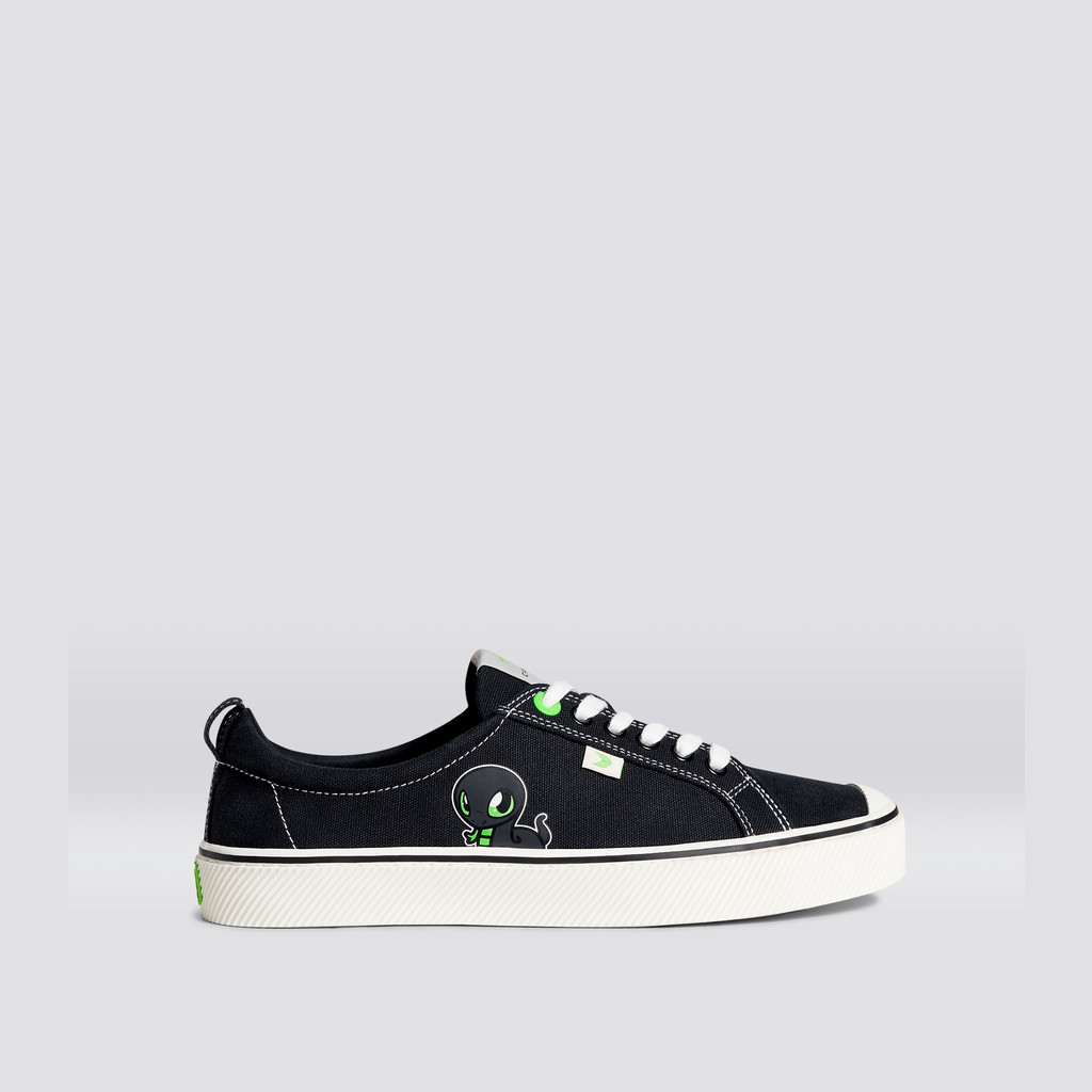 OCA LOW Cariuma Low Top Lona Vegan Hombre Negras | WTKJEB016