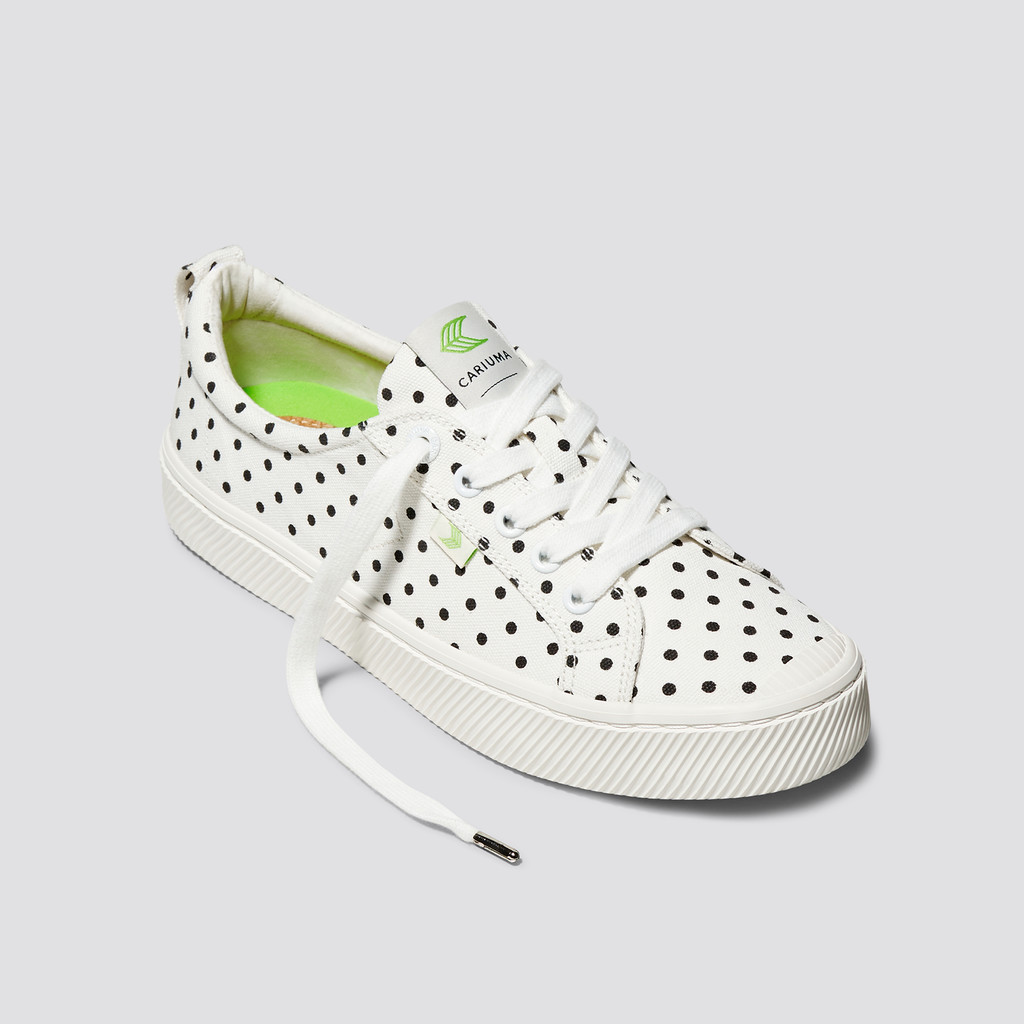 OCA LOW Cariuma Low Top Lona Vegan Mujer Blancas | WUJBHZ925