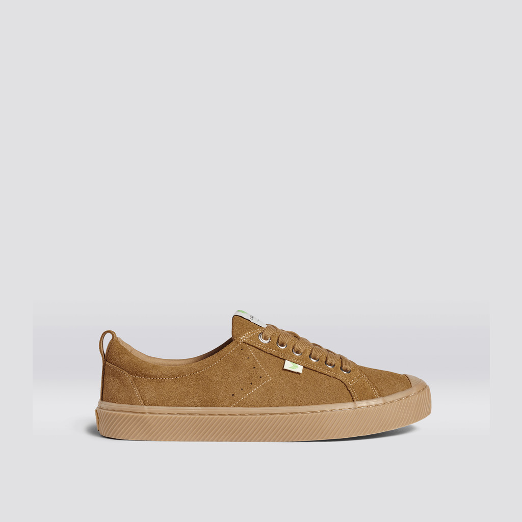 OCA LOW Cariuma Low Top Suede Hombre All Camel | WOPDMR601