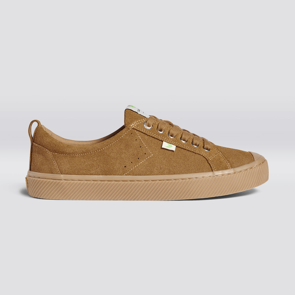 OCA LOW Cariuma Low Top Suede Hombre All Camel | WOPDMR601