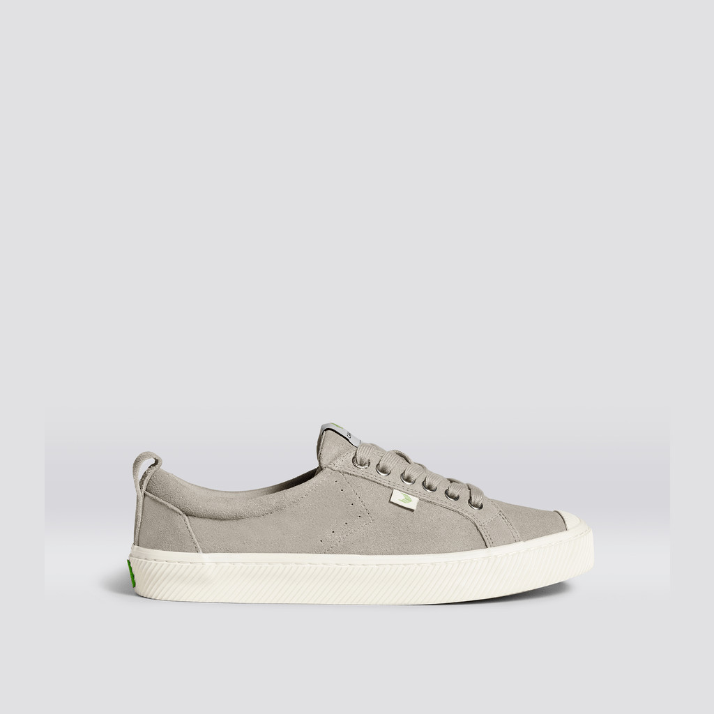 OCA LOW Cariuma Low Top Suede Hombre Gris | JOBFPY591