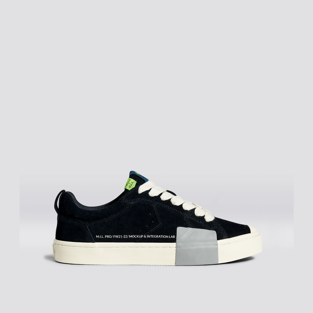 OCA LOW Cariuma Low Top Suede Hombre Negras | YLFBQN823