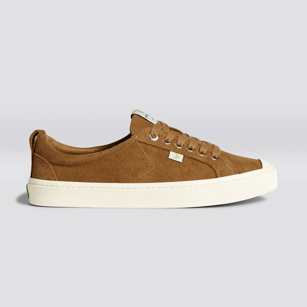 OCA LOW Cariuma Low Top Suede Mujer Camel | PCWZFO759