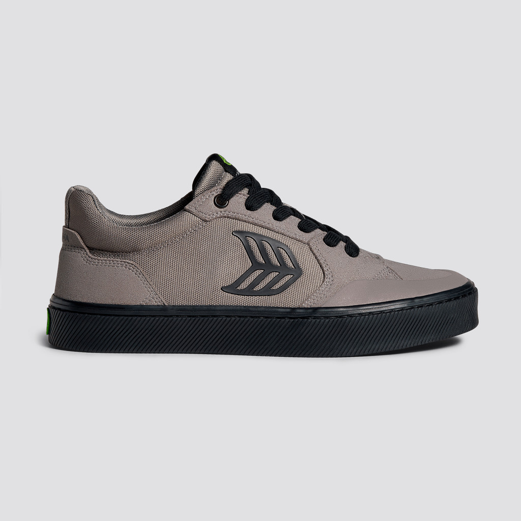 The Vallely Cariuma Low Top Suede Mujer Gris Negras | MDXGRZ857